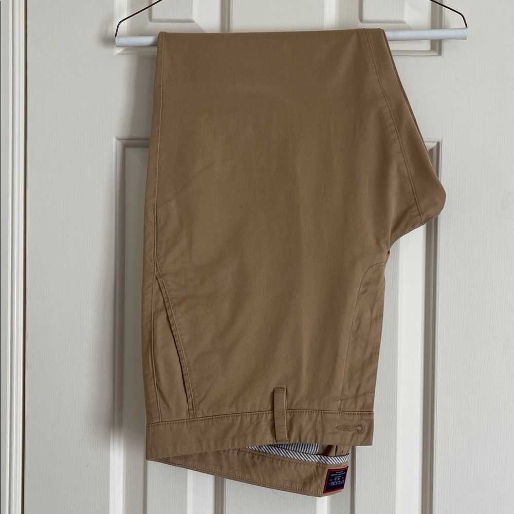 UNTUCKit Classic Khaki Chino Pants